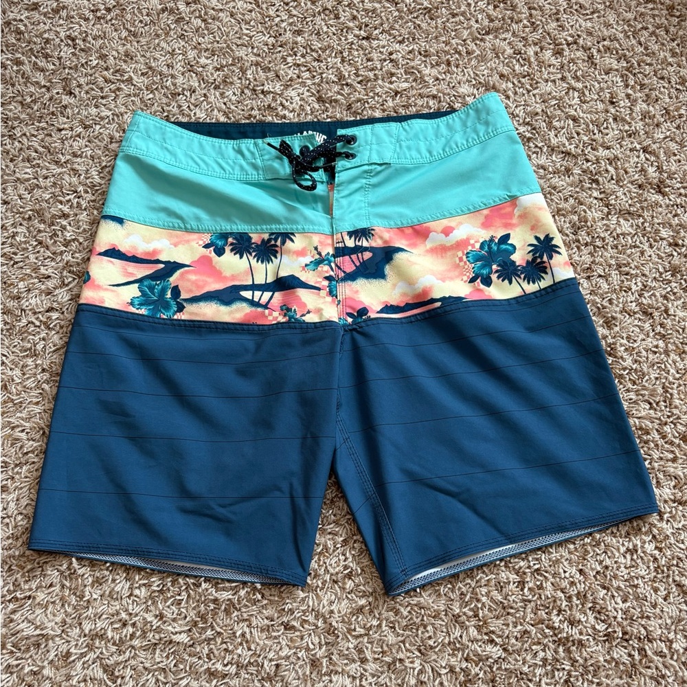 Billabong Men's Tribong Pro board shorts size 30